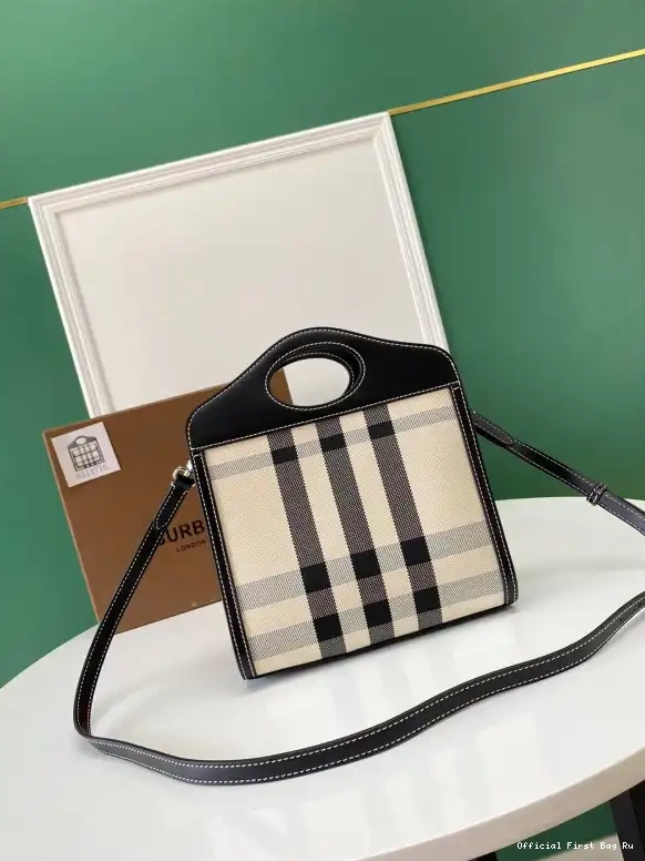 Official FirstBag Ru Pocket Bag BURBERRY 0604